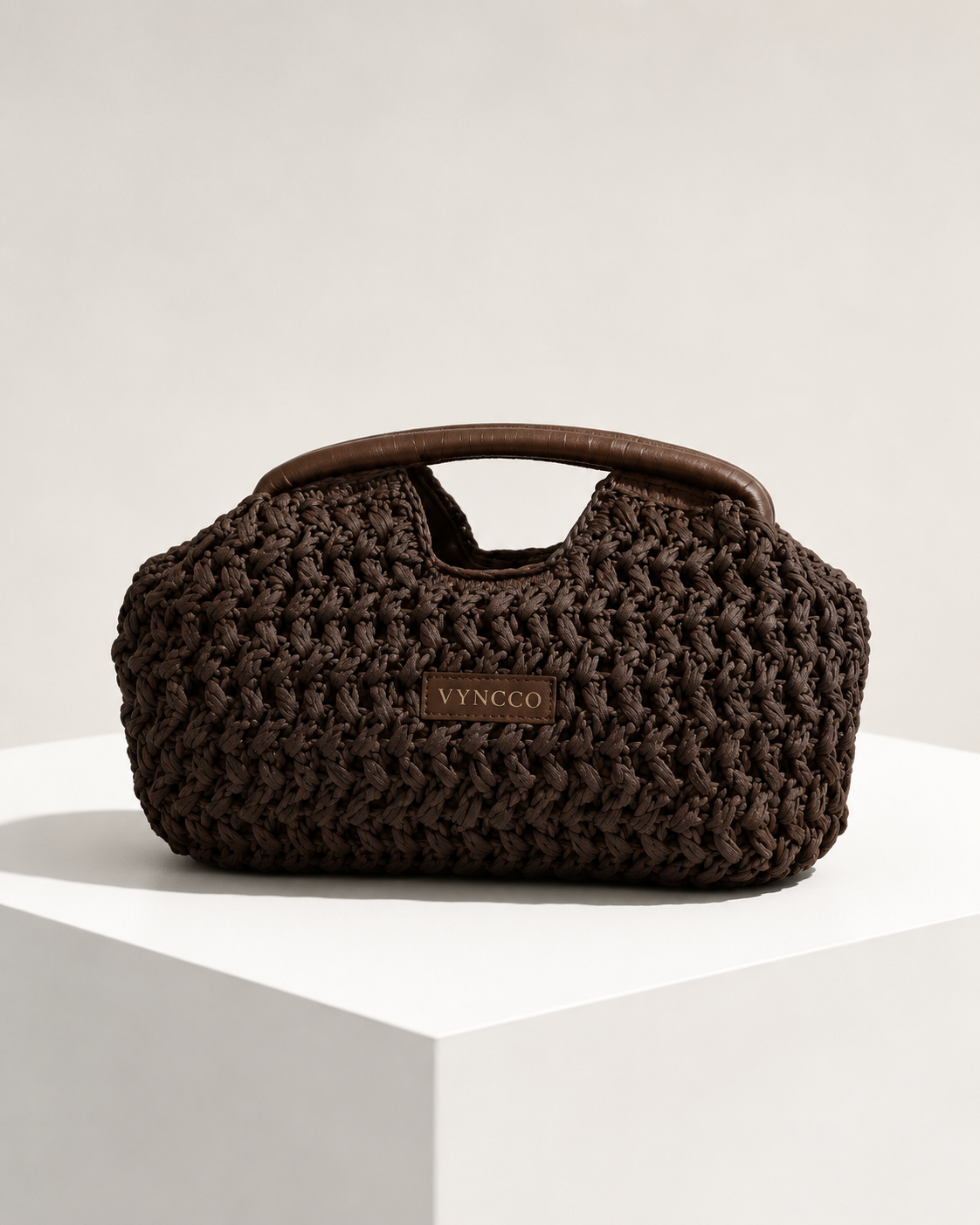 VYNCCO Handwoven Raffia Clutch Bag